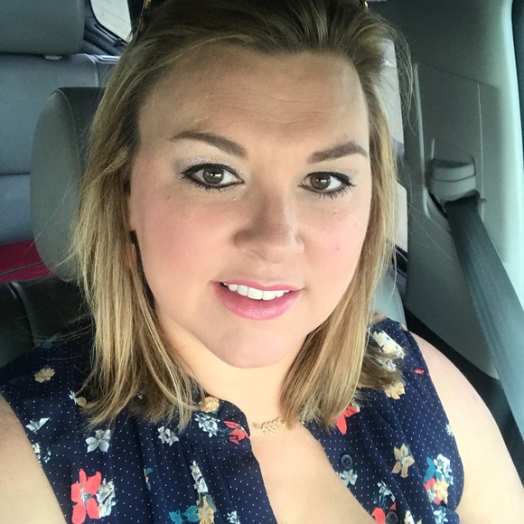 Meet your Posher, Kelly - Picture 1 of 1